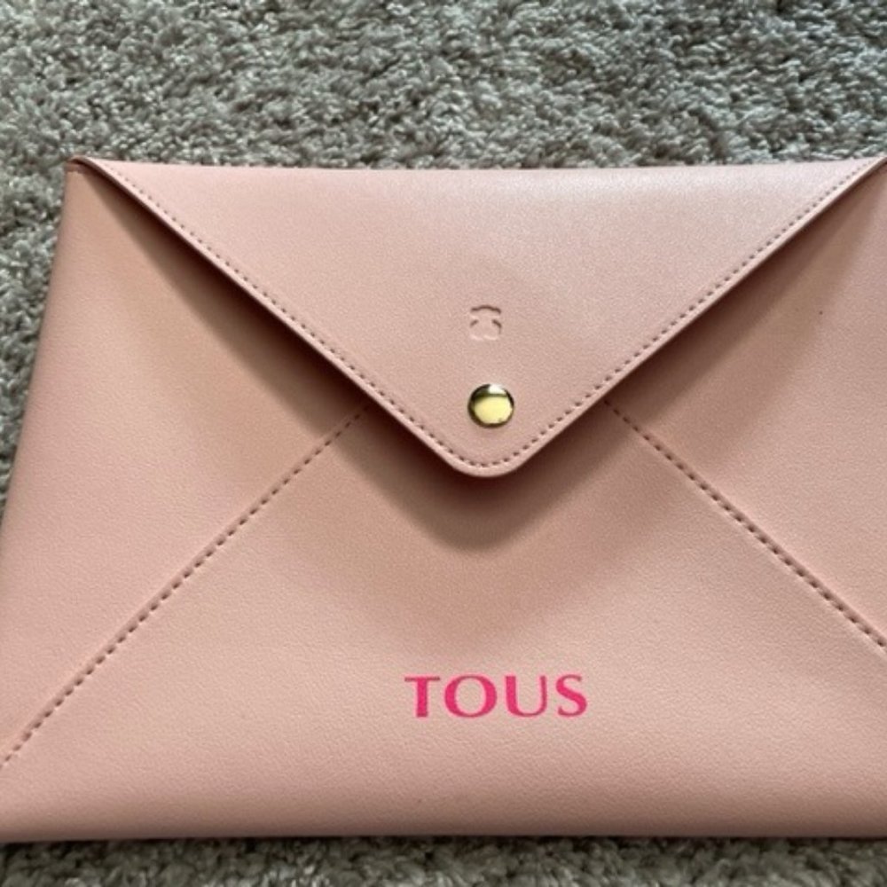 TOUS Light Pink Ipad Case